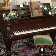 Cover image of Piano, Grand